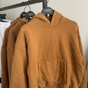 Yeezy x Gap Hoodie
Light Brown // medium